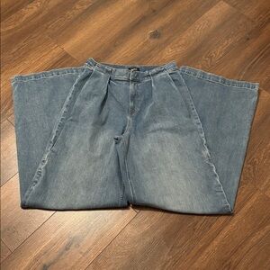 Express High Rise Wide Leg Jeans Size 6 Blue Relaxed Fit Flare Denim Trendy Y2K